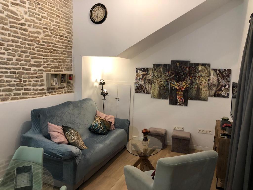 Estudio Centrico En Punonrostro Siviglia